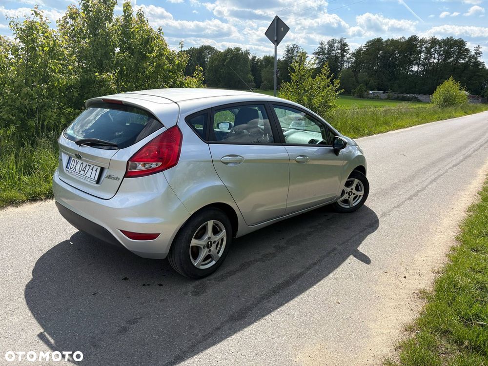Ford Fiesta - 7