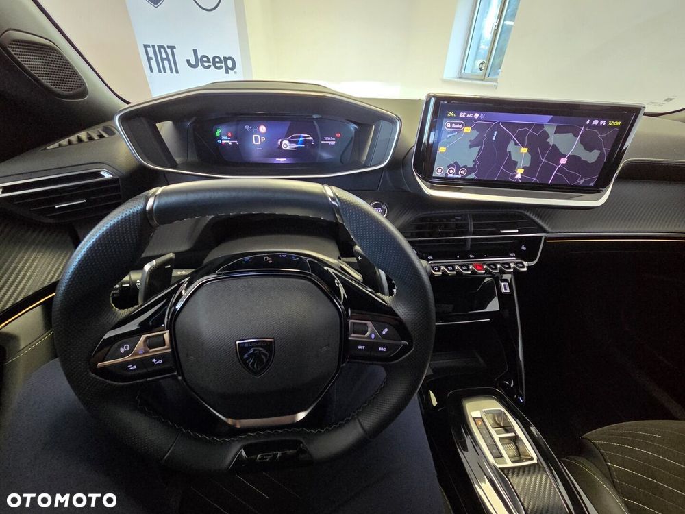 Peugeot 2008 - 15