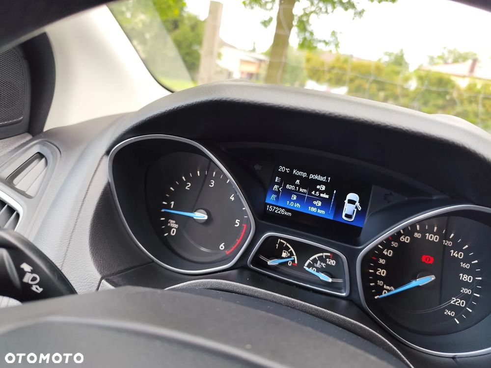 Ford Focus Turnier 1.5 EcoBlue Start-Stopp-System TITANIUM - 22