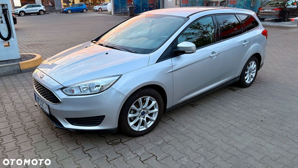 Ford Focus 1.6 Trend - 8