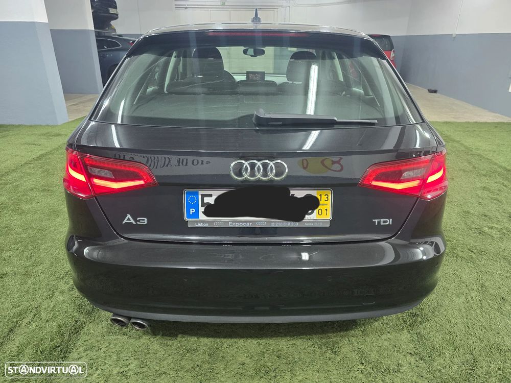 Audi A3 Sportback 2.0 TDI B.Line Attraction - 6