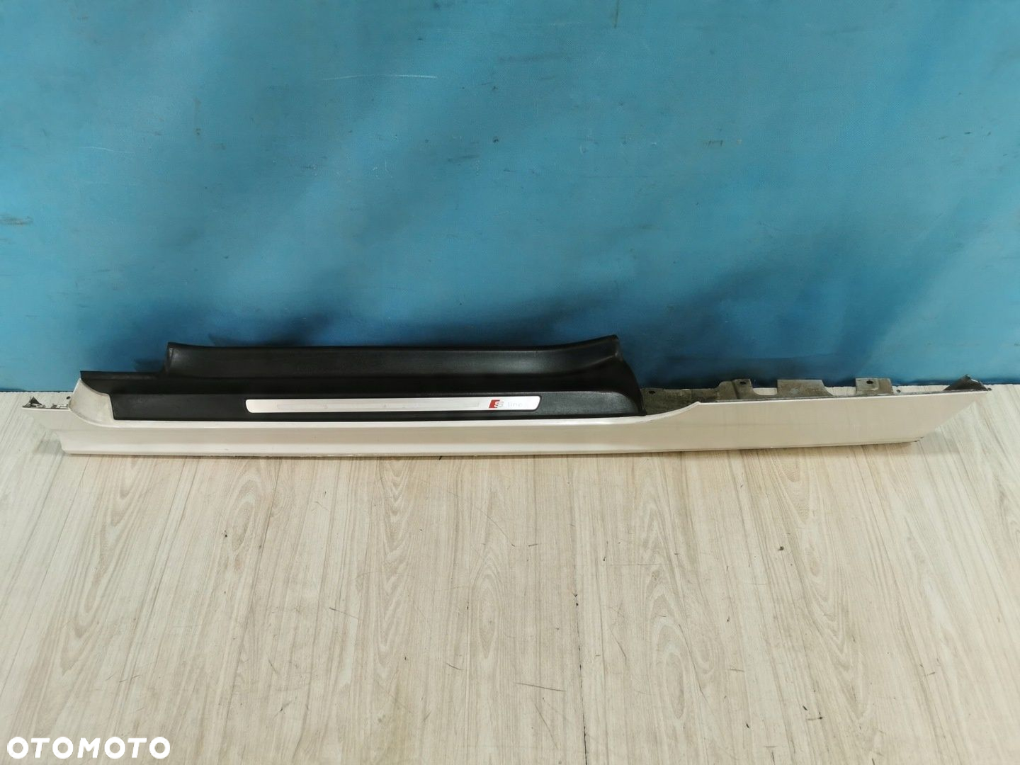 Audi TT S Line 2007/2011 listwa progowa próg lewa LY7C - 2
