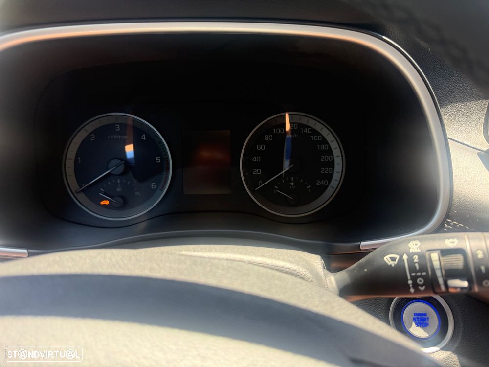 Hyundai Tucson 1.6 CRDi Premium +P.Pe+P.Style Plus - 10