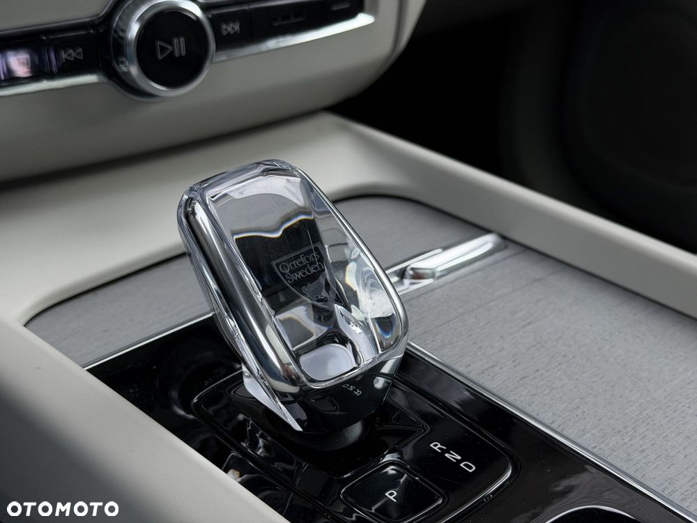 Volvo XC 60 - 25