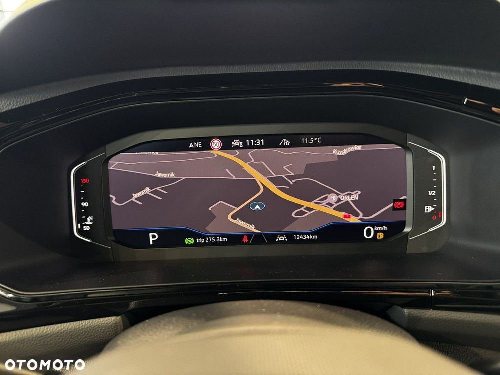 Volkswagen T-Roc - 23