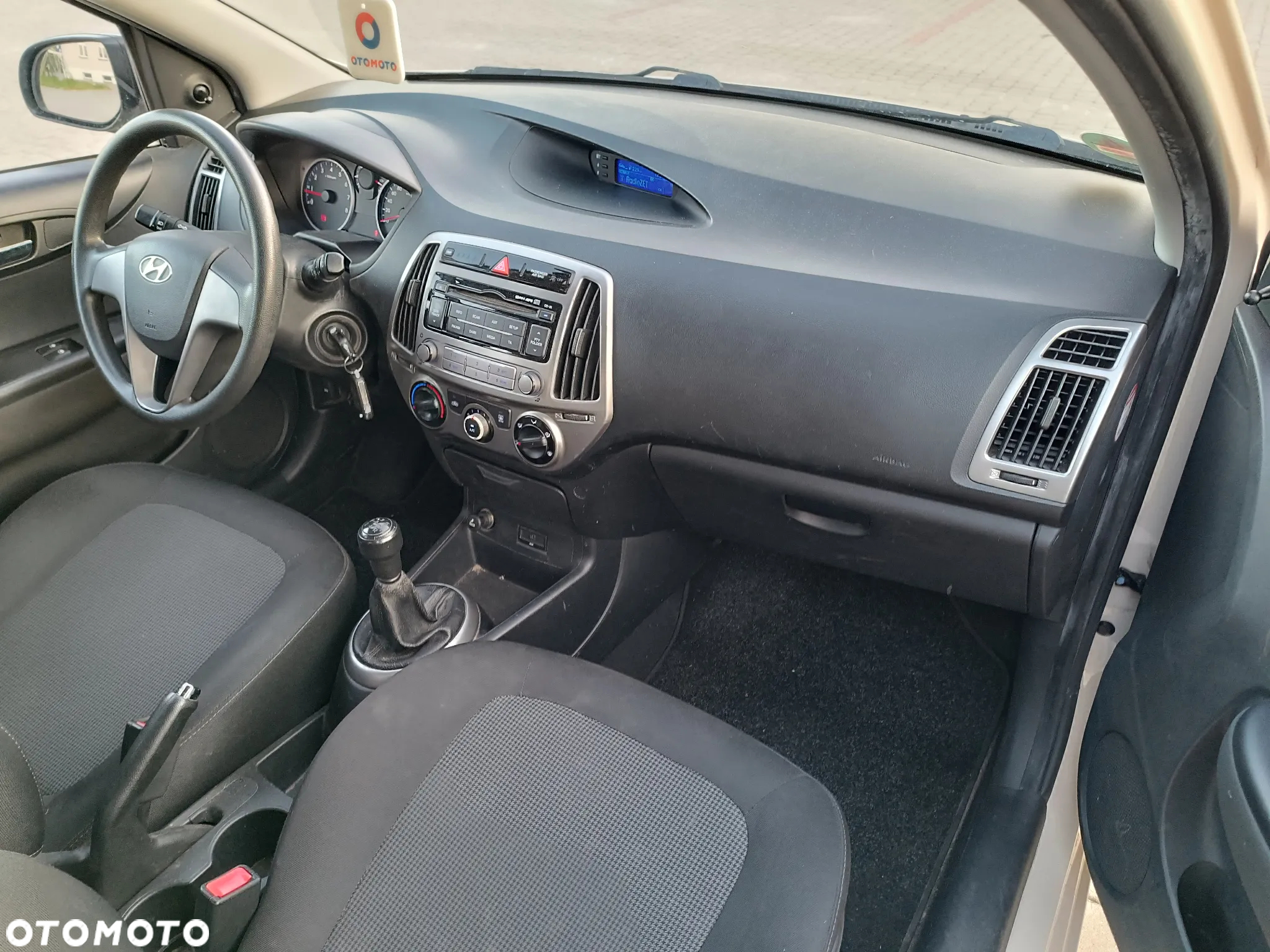 Hyundai i20 1.2 Trend - 14