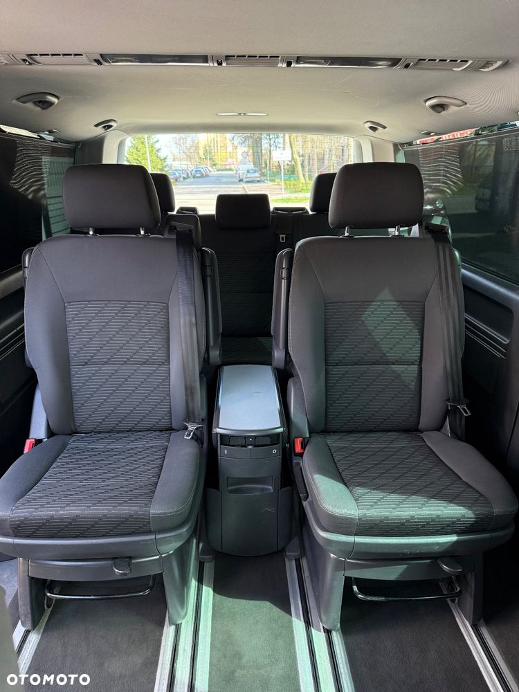 Volkswagen Multivan - 19