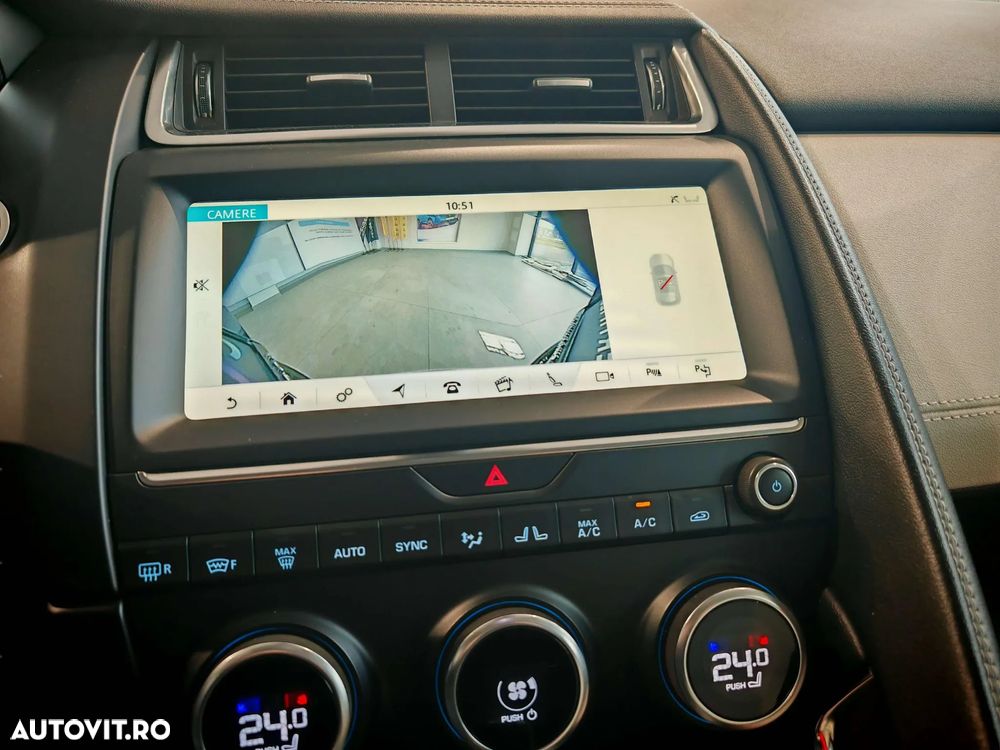 Jaguar E-Pace D180 AWD R-Dynamic S - 36