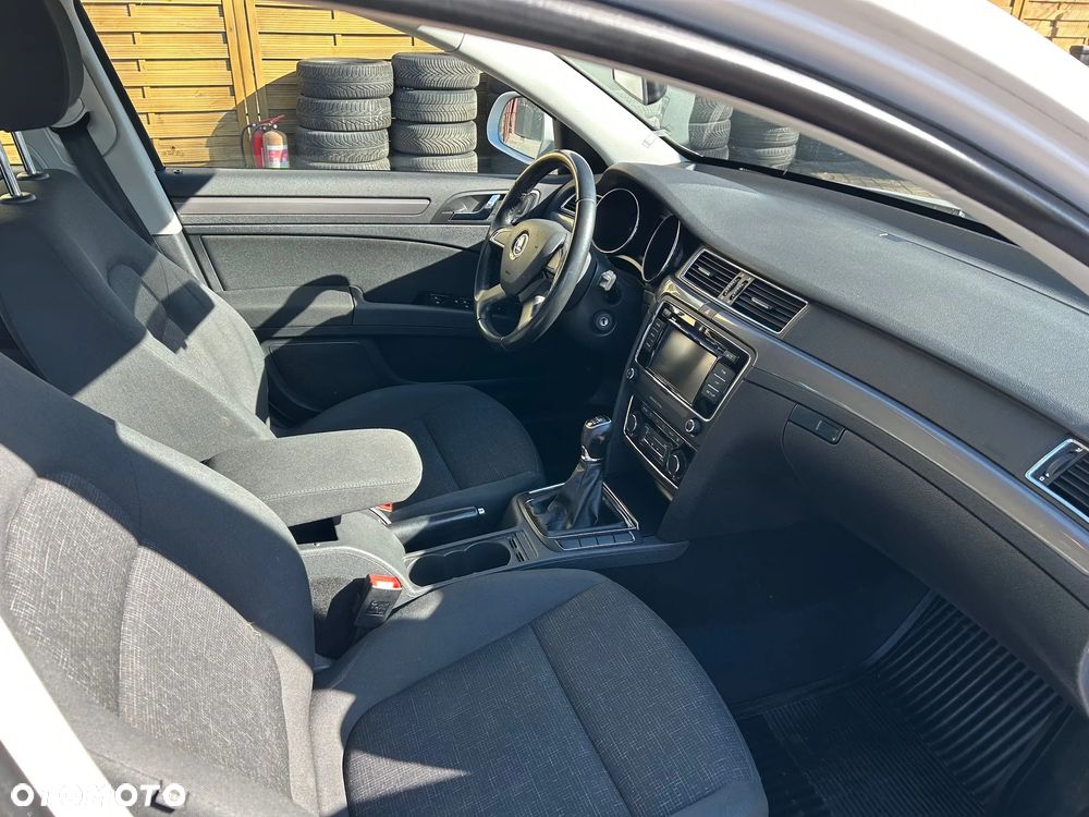 Skoda Superb 1.4 TSI Ambition - 9