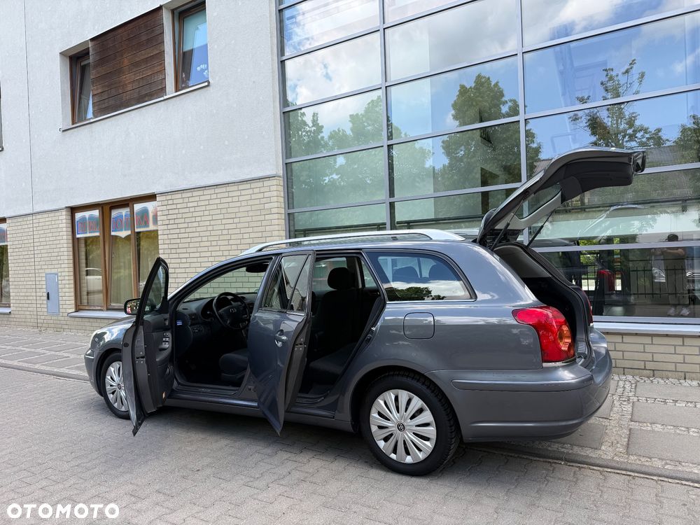 Toyota Avensis 1.8 VVT-i Terra - 7
