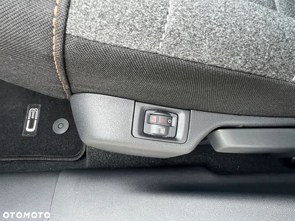 Citroën C3 1.2 PureTech Shine - 17