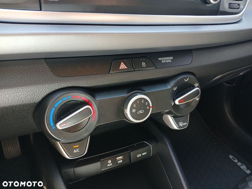 Kia Rio 1.4 M - 15