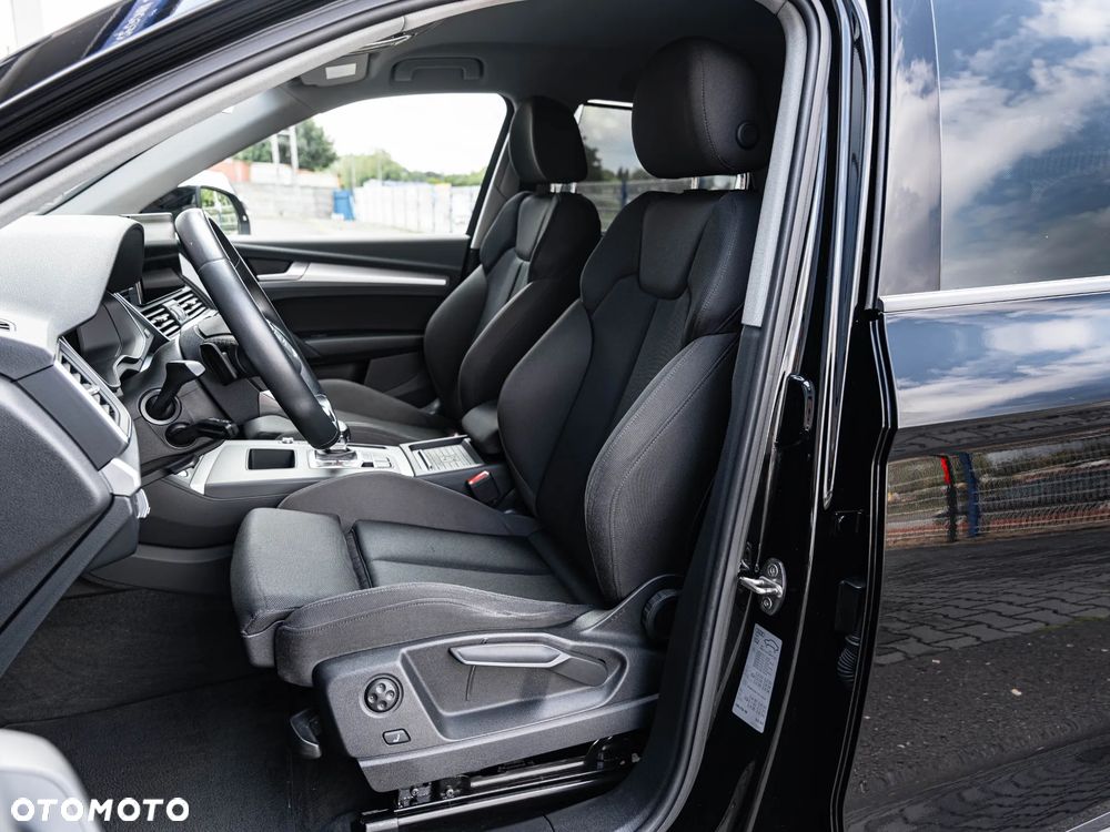 Audi Q5 45 TFSI quattro S tronic S line business - 24