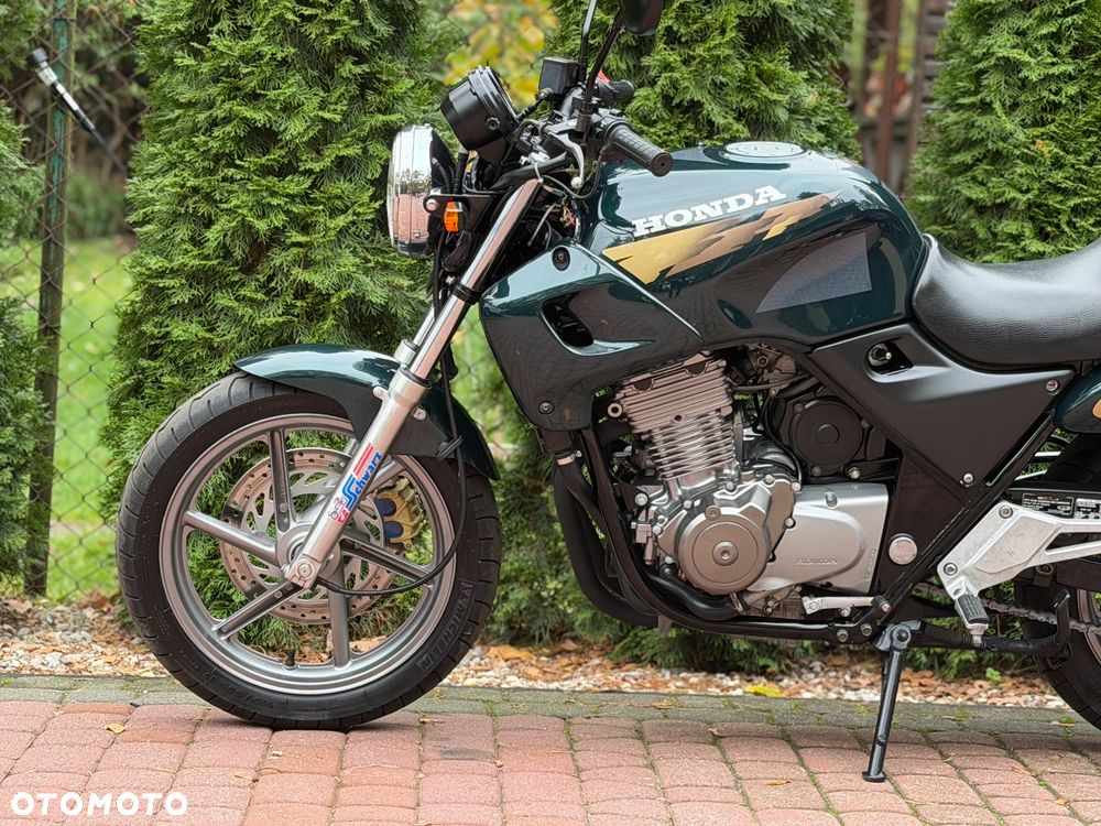 Honda CB - 19