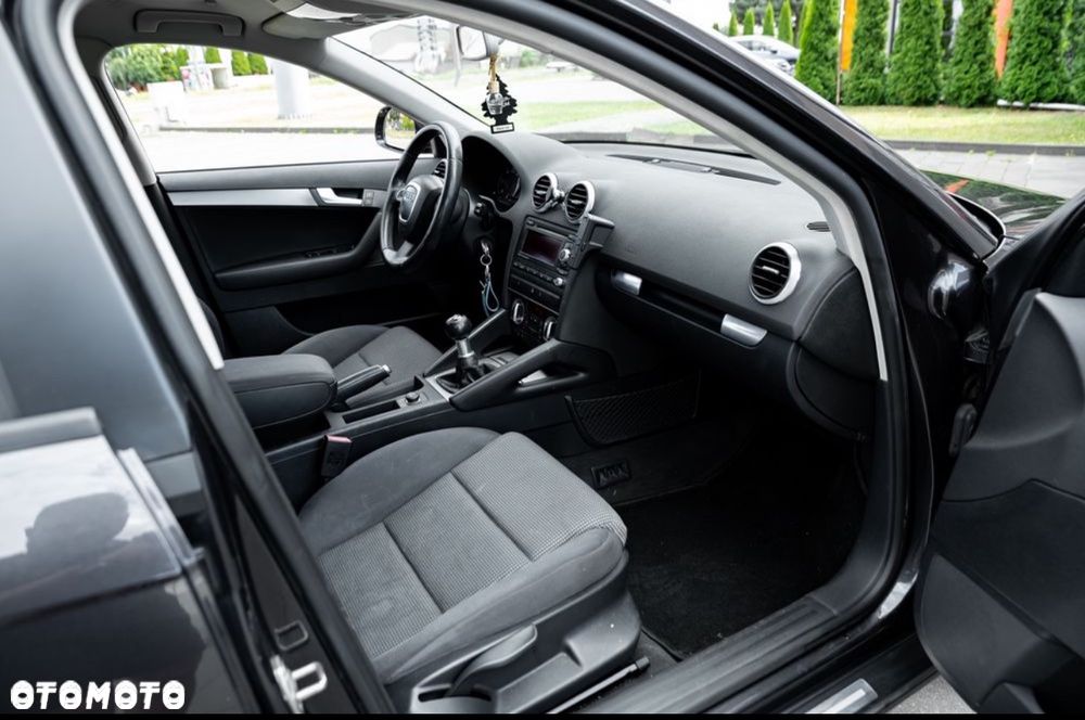 Audi A3 Sportback 2.0 TDI DPF S line Sportpaket - 24