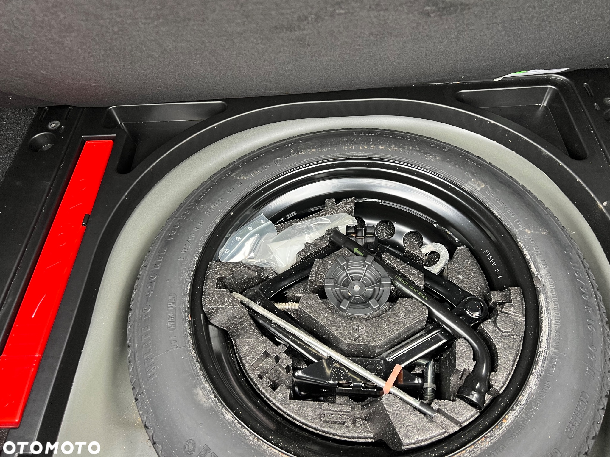 Volvo V40 D2 Drive-E Kinetic - 24