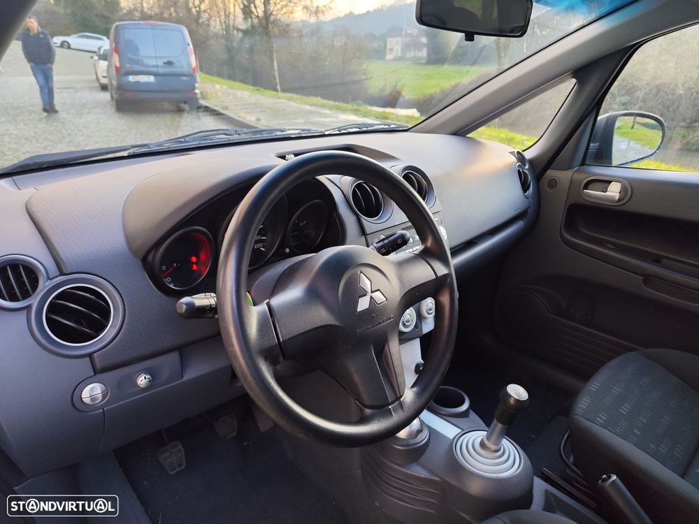 Mitsubishi Colt 1.1 Inform RCD/AC - 3