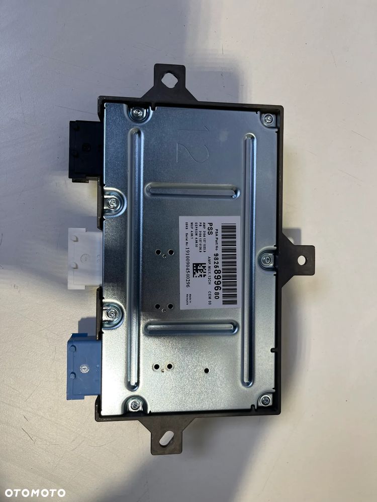 OPEL GRANDLAND PEUGEOT 3008  WZMACNIACZ 9825899680 - 2