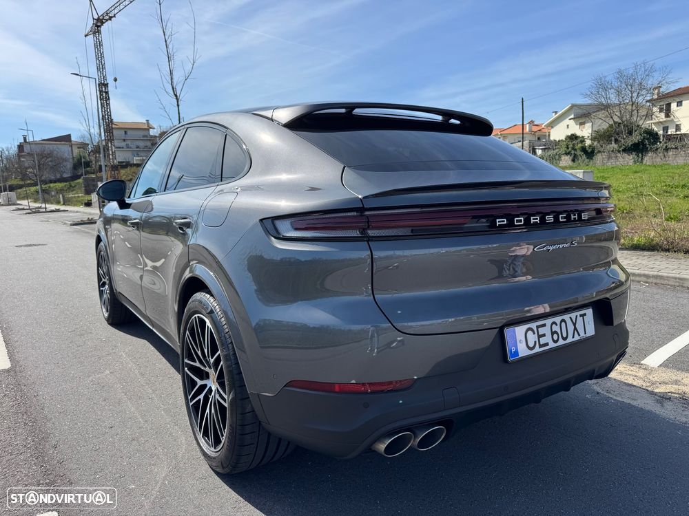 Porsche Cayenne Coupé S E-Hybrid Tiptronic S Black Edition - 3