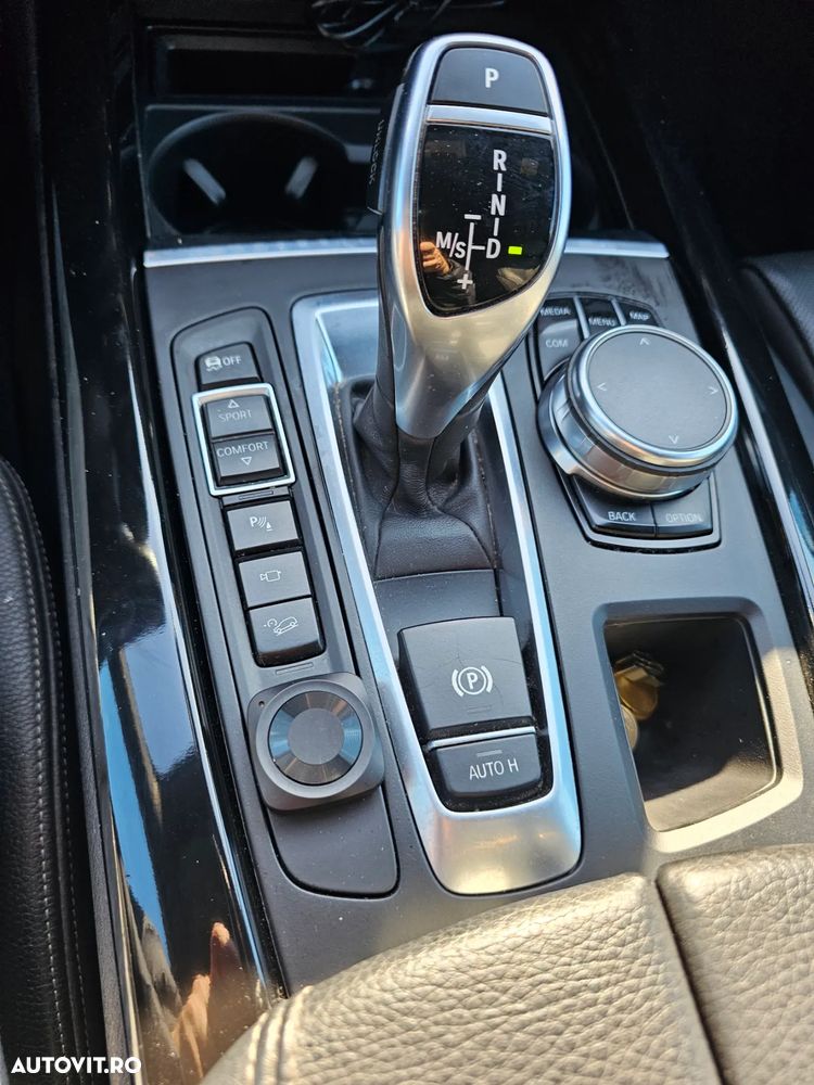 BMW X5 xDrive40d - 8
