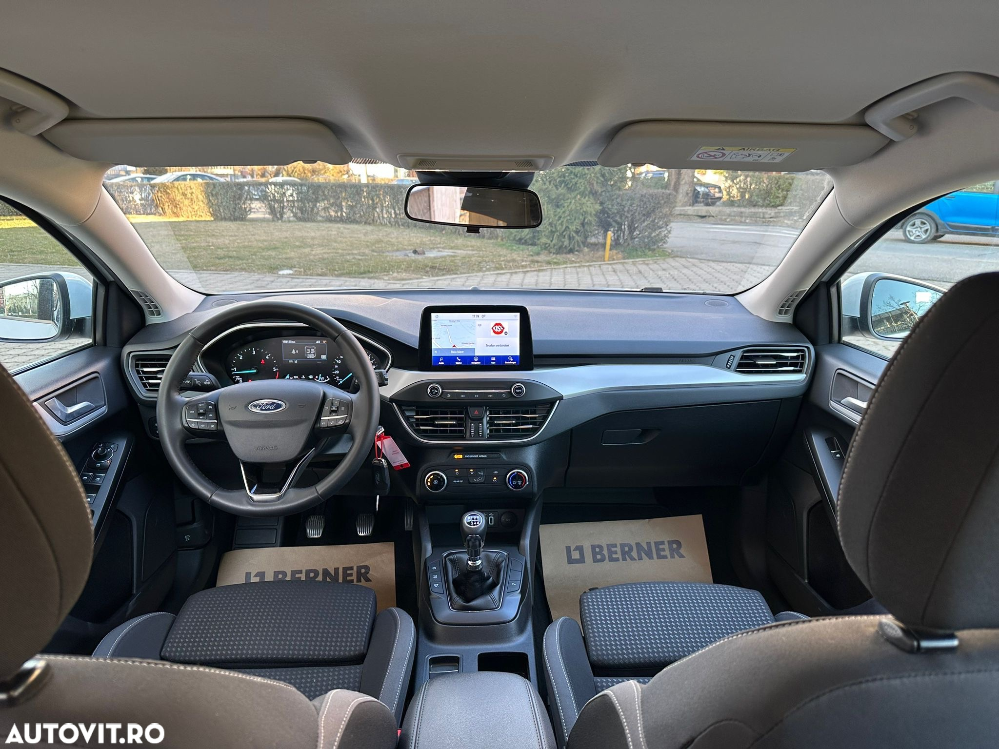 Ford Focus - 28