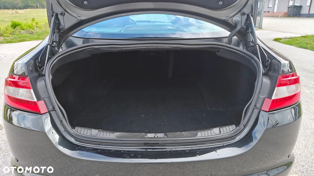 Jaguar XF 3.0 V6 D Luxury - 17