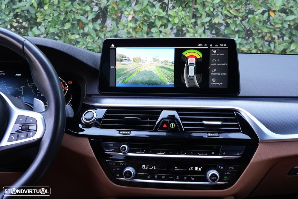 BMW 520 d Pack Desportivo M Auto - 43