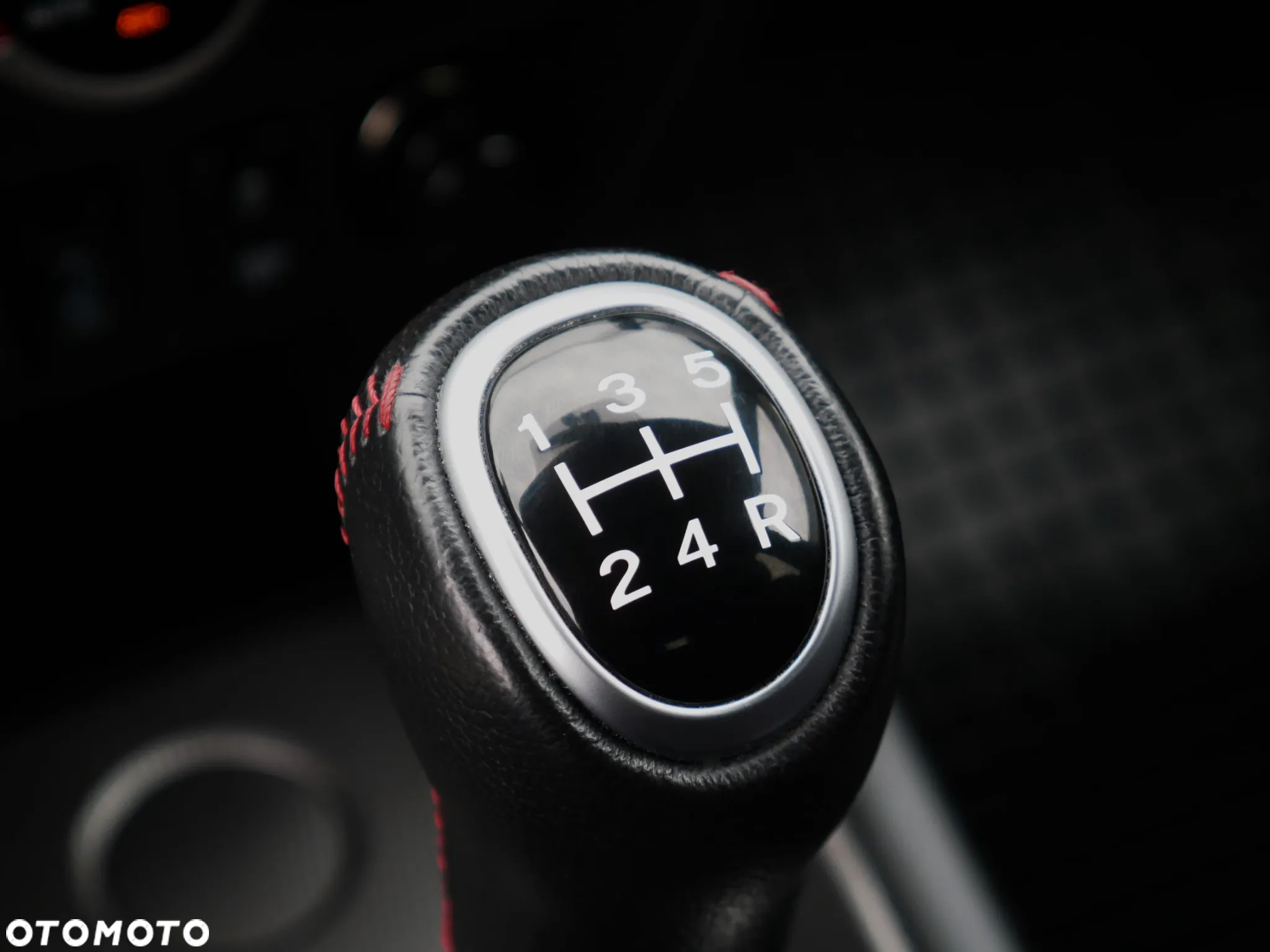 Mitsubishi ASX 2.0 Intense - 37