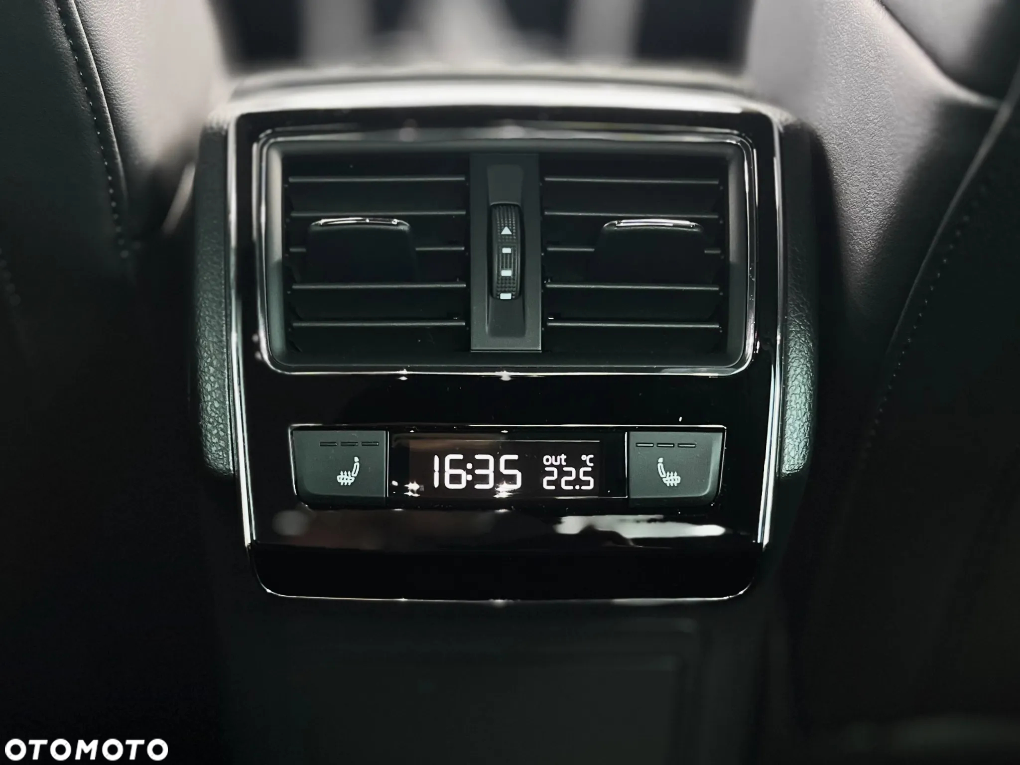 Skoda Superb 1.4 TSI Plug-In Hybrid L&K DSG - 35