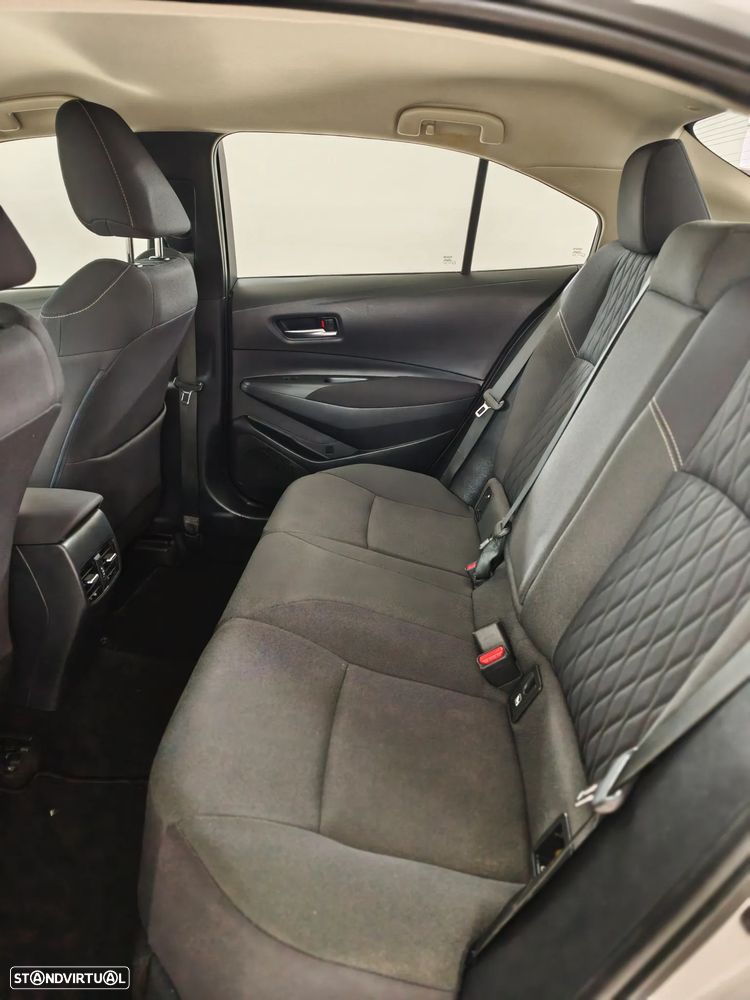 Toyota Corolla - 21