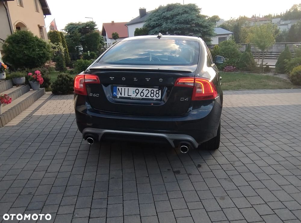 Volvo S60 D4 Geartronic Momentum - 6