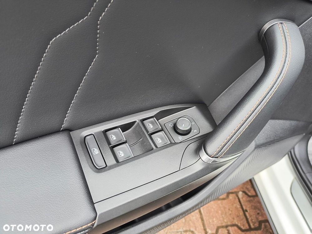 Cupra Formentor 1.4 e-Hybrid DSG - 17