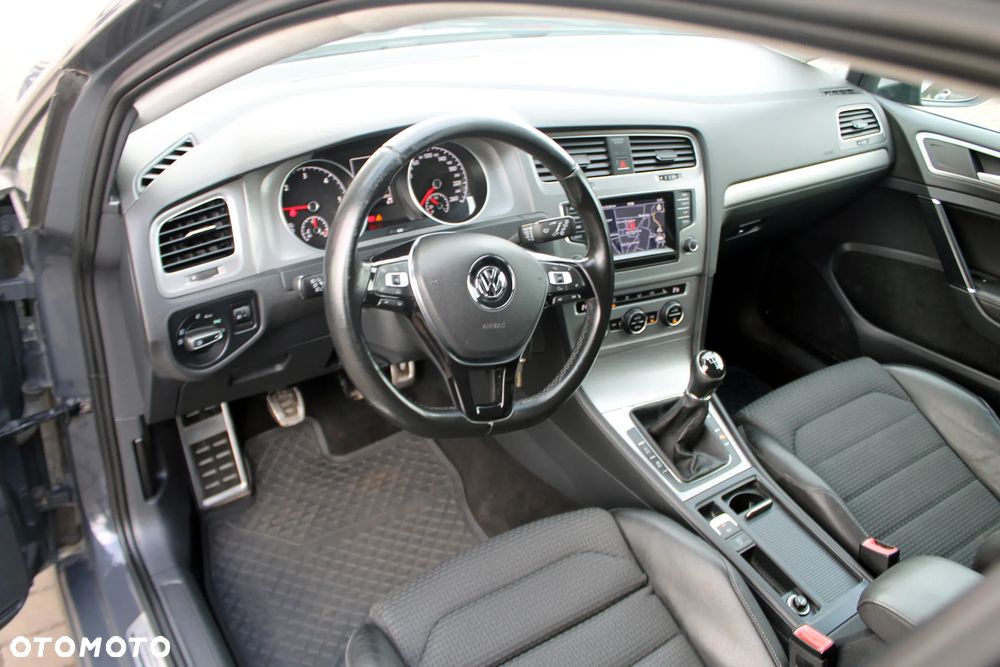 Volkswagen Golf 1.6 TDI 4Motion BlueMotion Technology Comfortline - 11