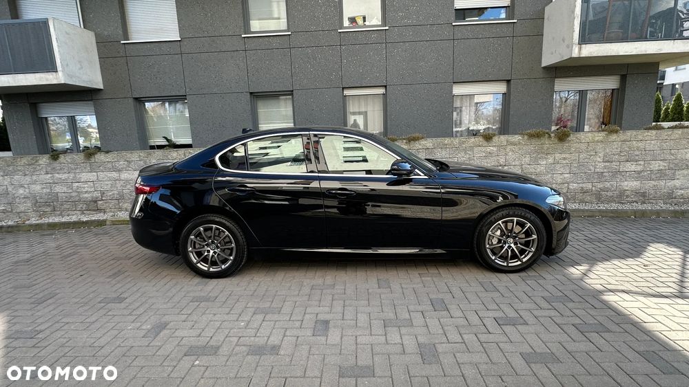 Alfa Romeo Giulia 2.0 Turbo 16V AT8-Q4 Veloce Ti - 14
