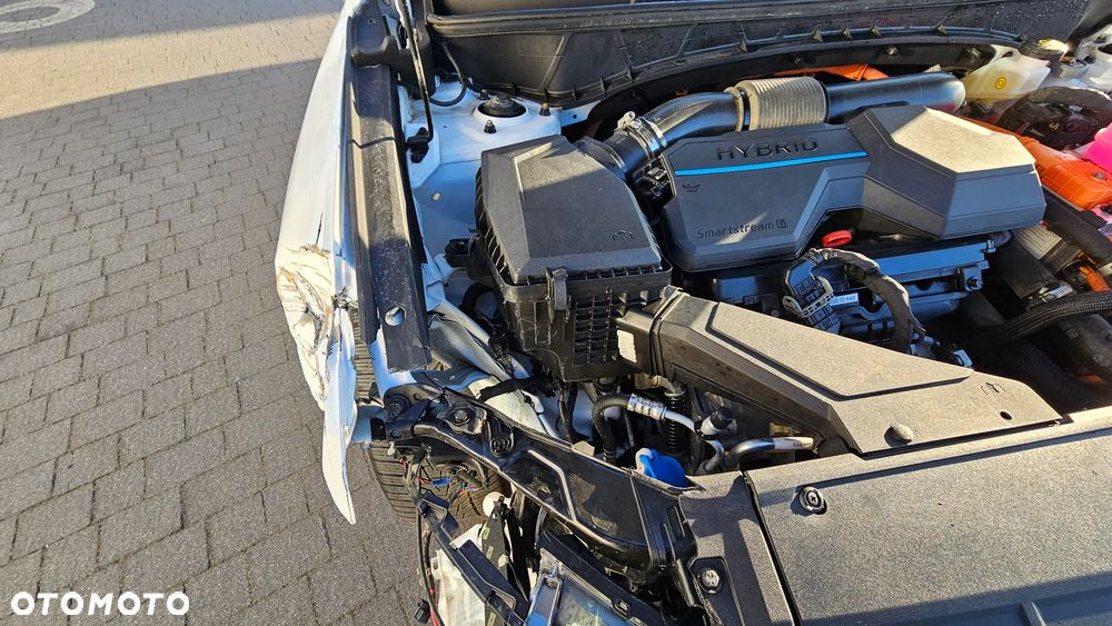 Hyundai Tucson 1.6 T-GDi HEV Executive 4WD - 27