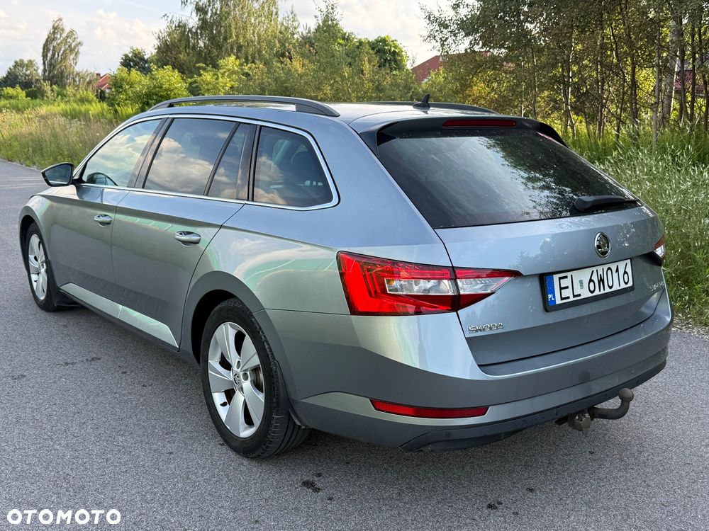 Skoda Superb 1.6 TDI Ambition Greenline - 9