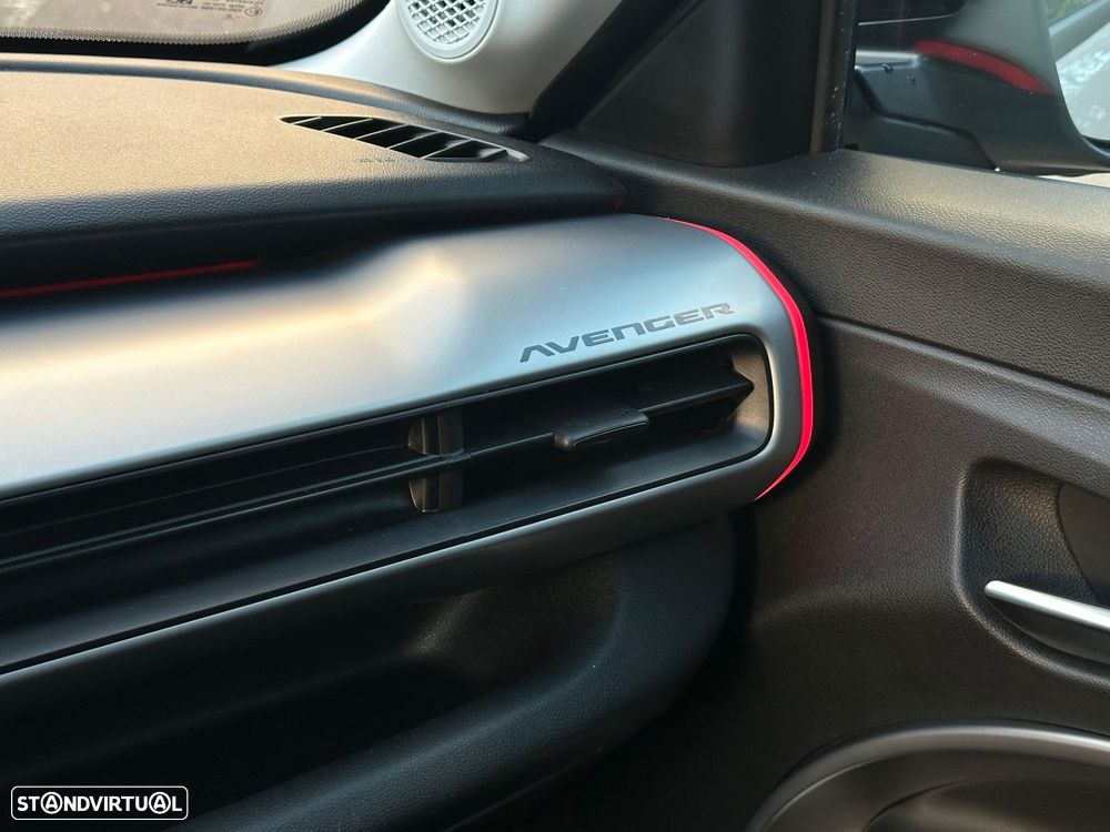 Jeep Avenger 1.2 GSE T3 Summit - 26