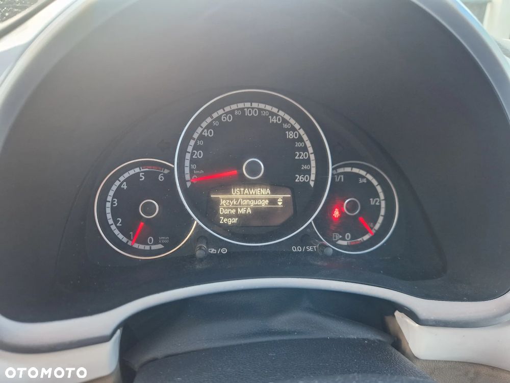 Volkswagen Beetle The 1.6 TDI DPF DSG - 9