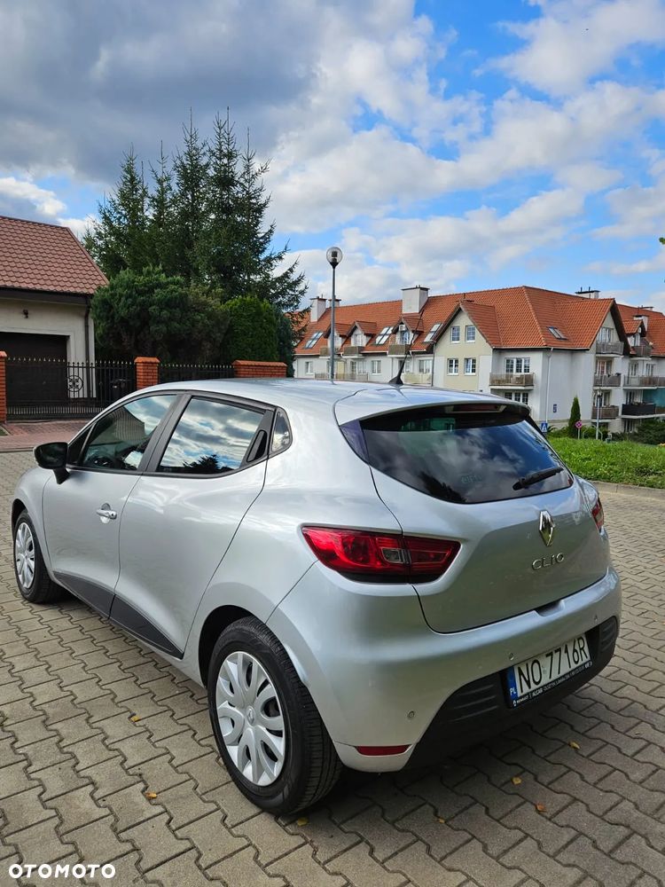 Renault Clio 1.2 16V Alize - 6