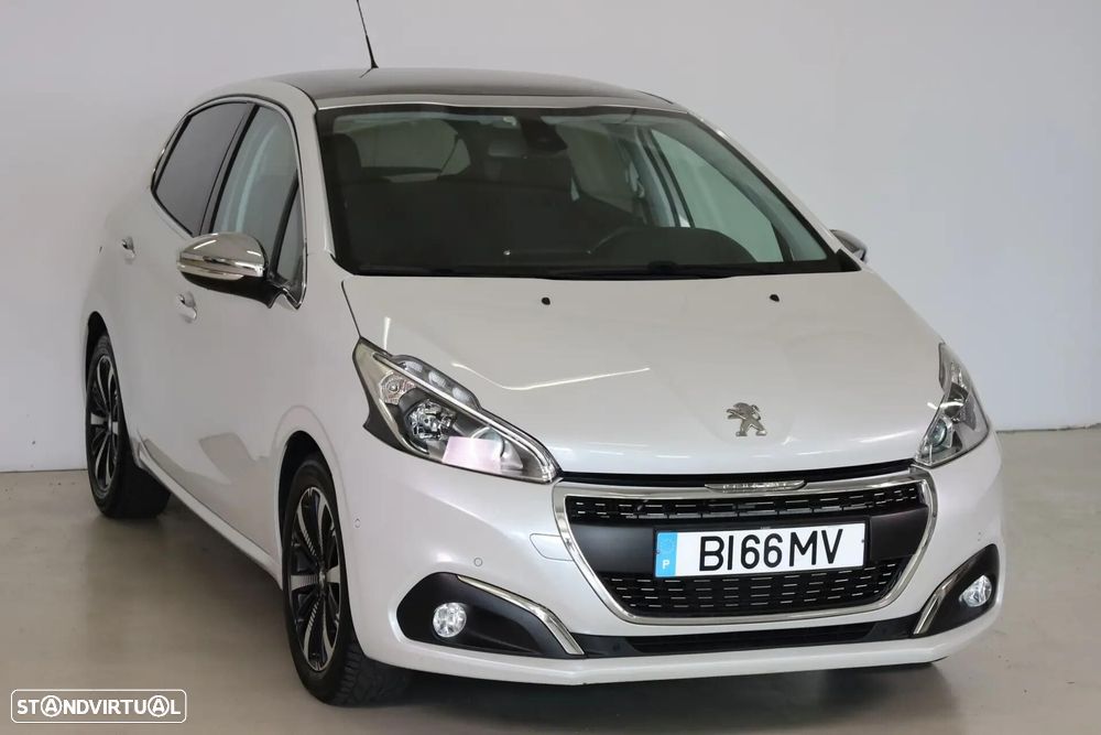 Peugeot 208 1.2 PureTech Allure EAT6 - 8