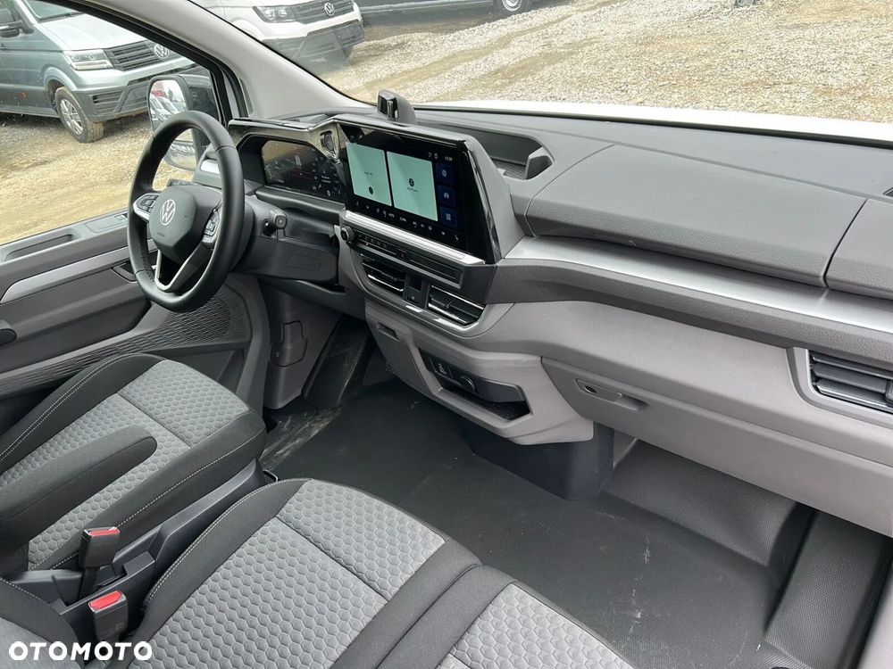 Volkswagen Caravelle - 13