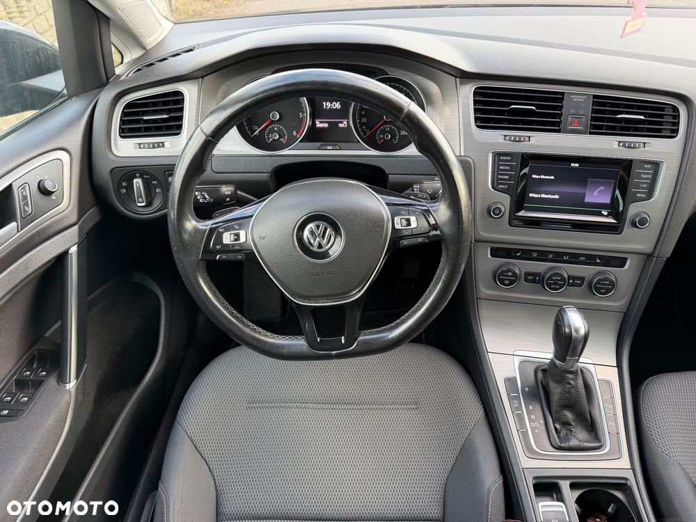 Volkswagen Golf 2.0 TDI (BlueMotion Technology) DSG Comfortline - 6