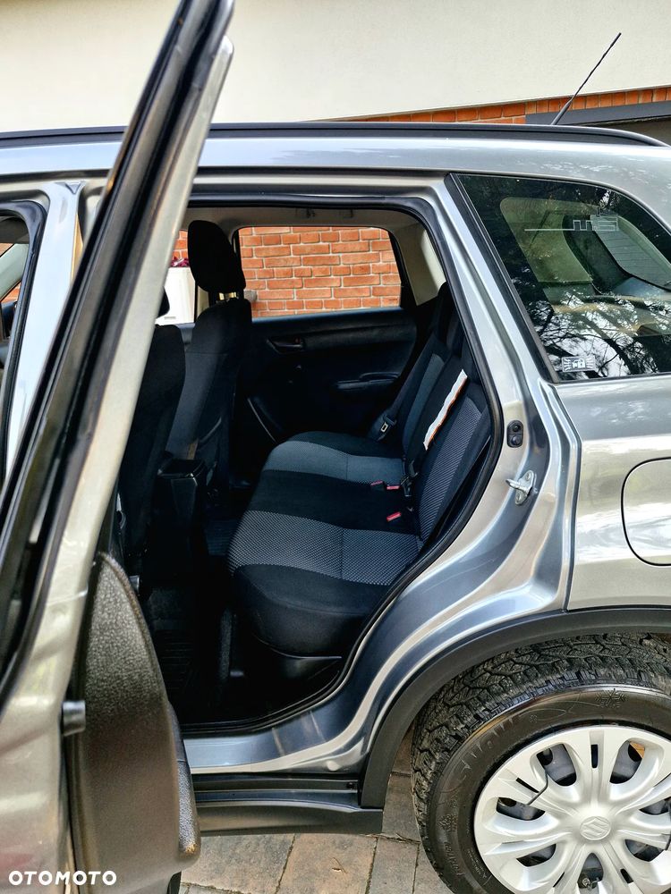 Suzuki Vitara - 10
