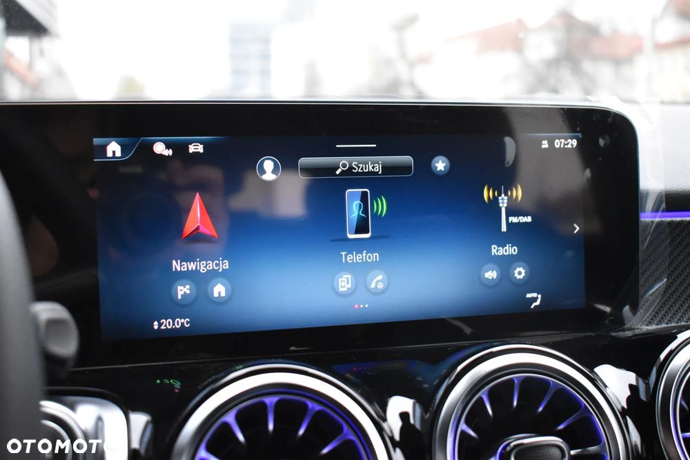 Mercedes-Benz GLB 200 d 4Matic 8G-DCT Edition AMG Line - 17