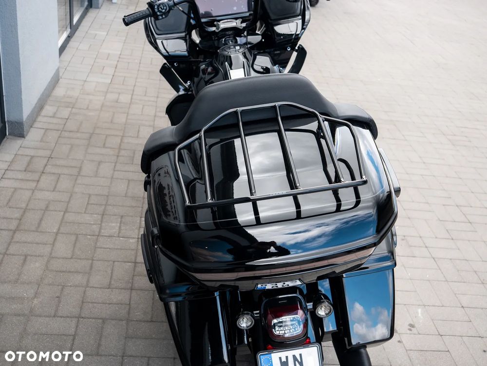 Harley-Davidson Touring Road Glide - 21