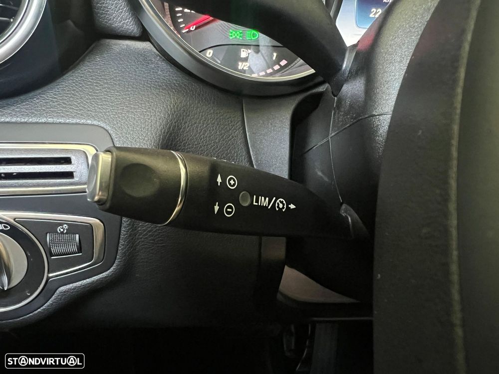 Mercedes-Benz C 300 BlueTEC Hybrid Avantgarde - 33