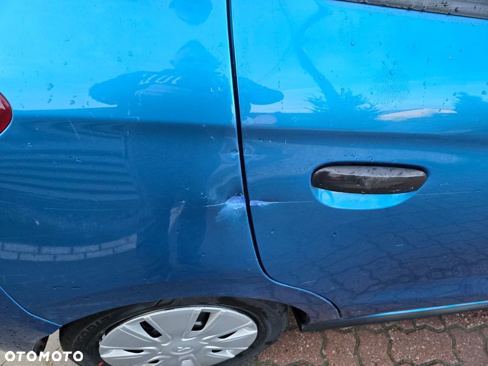 Mitsubishi Space Star - 7