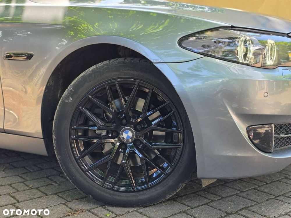 BMW Seria 5 - 23