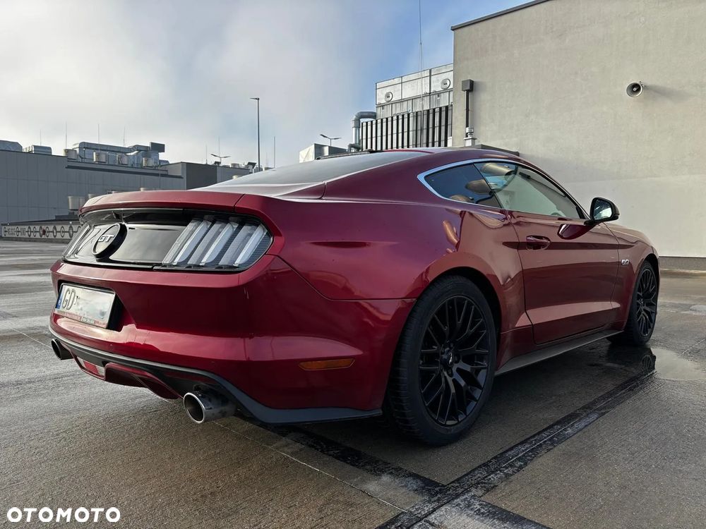 Ford Mustang - 6