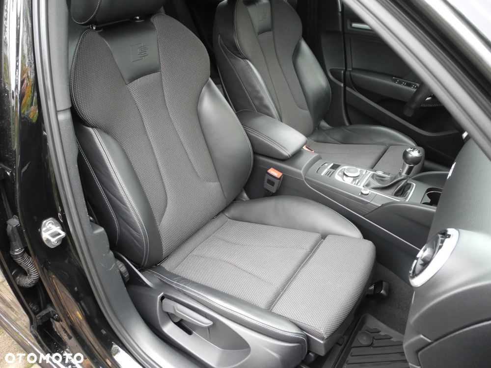 Audi A3 Sportback 1.6 TDI (clean diesel) S line Sportpaket - 20